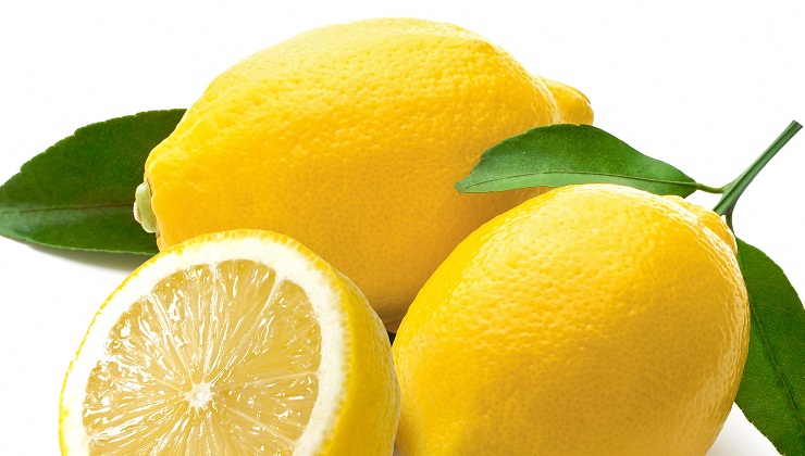 11 Beauty uses for Lemons