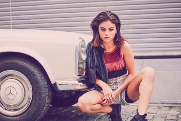 Want to Dress Like Selena Gomez? Follow this Outfit Formula