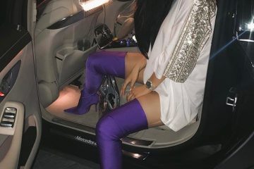 If You can handle it, Here are the Sexiest Shoe Moments from the Kardashian Family